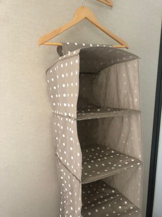 Estantería colgante de tela para armario