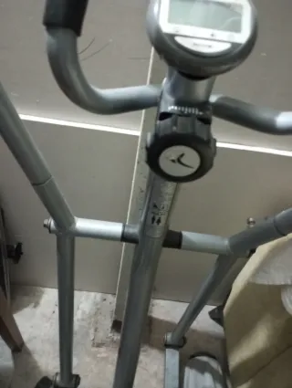 Elíptica Domyos está nueva muy poco uso
