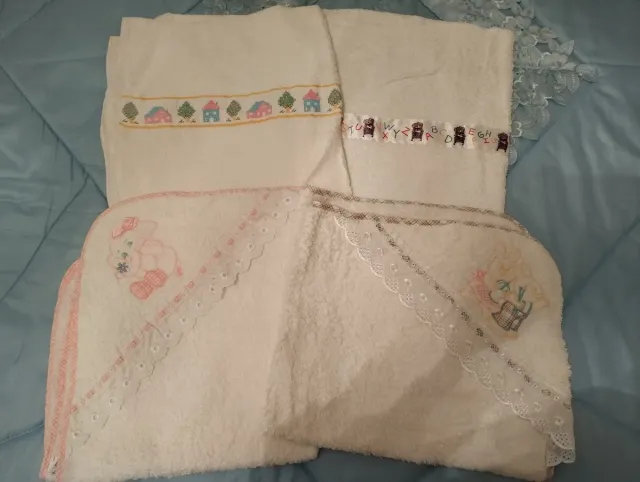 Toallas de bebé con bordados