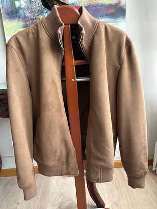 Chaqueta Zara efecto ante marrón