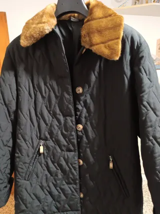 Giacca imbottita con collo pelliccia