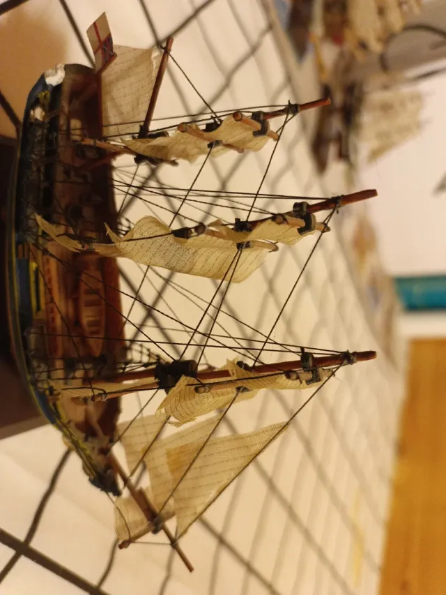 Navi in miniatura da collezione