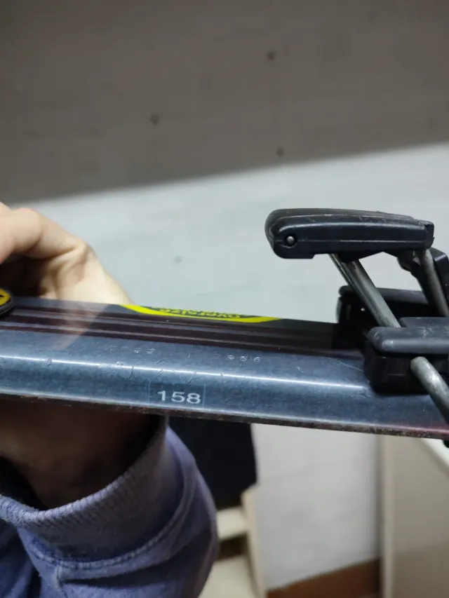 Esquís Salomon 158cm