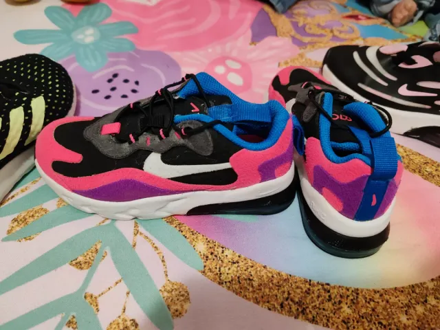 Botines Nike y Adidas Niña Talla 26