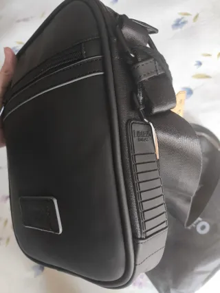 Bolso bandolera acabado exterior lona/piel Liberto