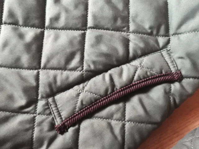 Giubbotto imbottito verde con paracolpi marroni Jupel taglia 54