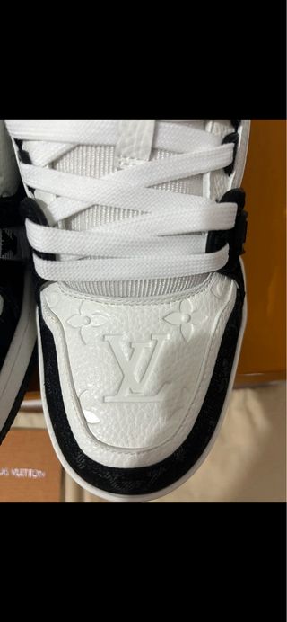 Sneakers Louis Vuitton Trainer Bianche e Nere