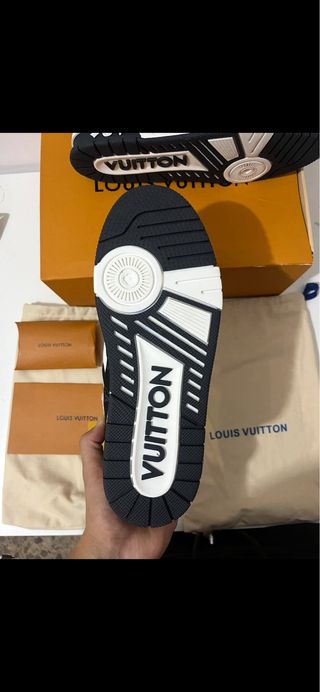 Sneakers Louis Vuitton Trainer Bianche e Nere