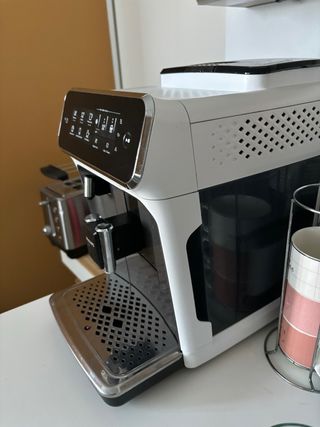 Cafetera Philips 3200 LatteGo Automática