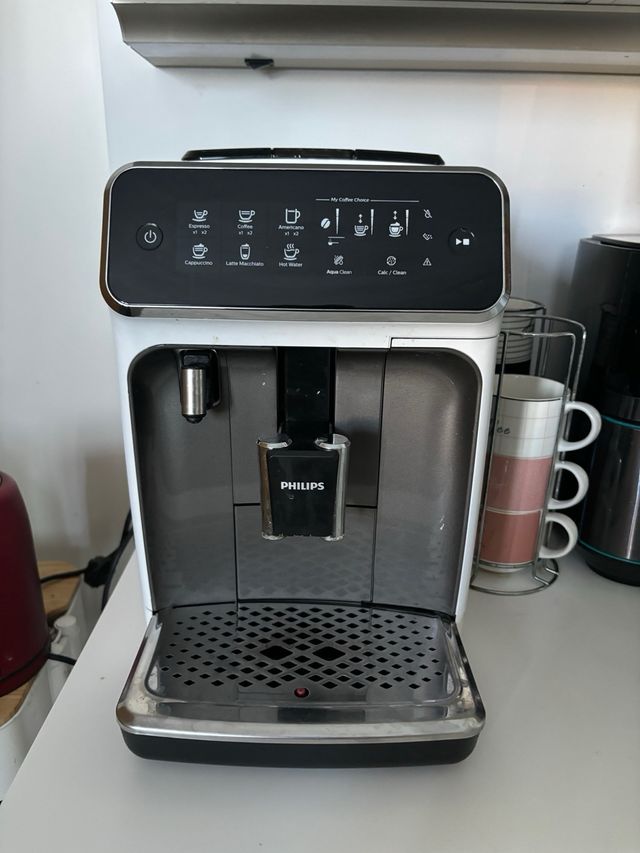 Cafetera Philips 3200 LatteGo Automática