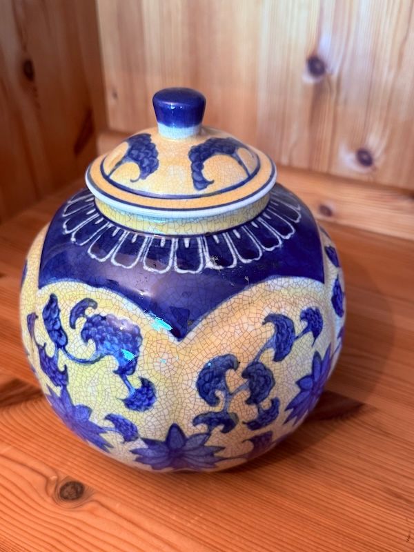 Jarrón Bombonera Cerámica Azul y Beige