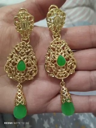 Pendientes Vintage Chapado Oro con Piedra Verde