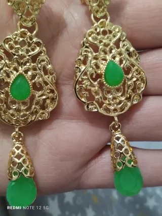 Pendientes Vintage Chapado Oro con Piedra Verde
