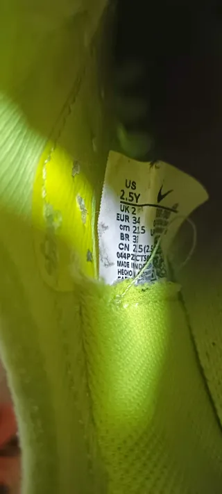 Botas de fútbol para niño talla 34