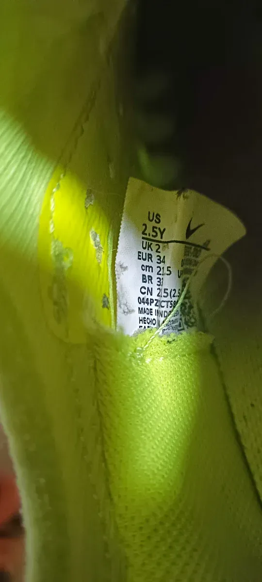 Botas de fútbol para niño talla 34