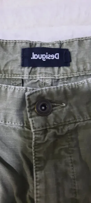 Pantalón cargo verde militar hombre