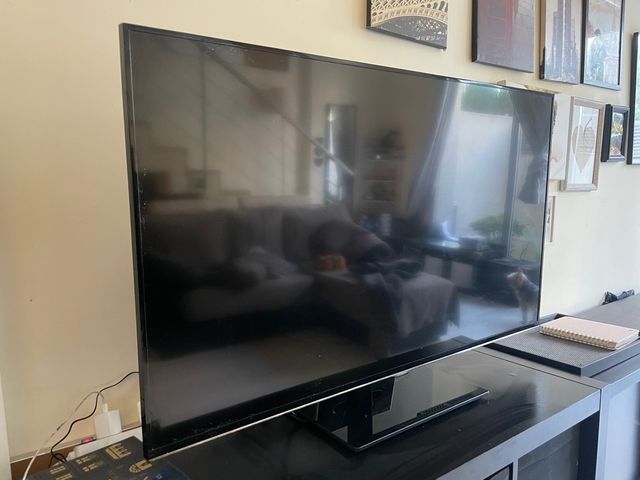 Samsung TV 23 pulgadas