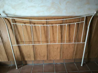 Cabecero de cama metálico blanco