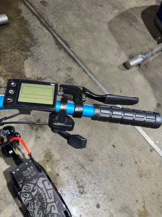 Patinete Eléctrico ( NECESITA FRENOS)