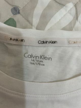 Camiseta Calvin Klein Blanca Talla 14 años