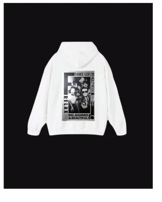 Sudadera Negra con Estampado Frankie Goes To Holly