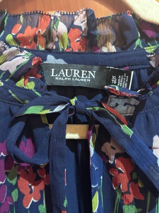 Blusa Ralph Lauren floral azul talla única