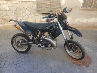 Gas Gas Supermotard   Es de enduro en papeles