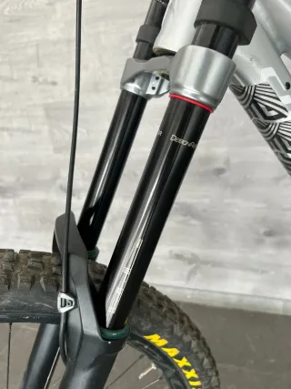 Bicicleta descenso Specialized Demo Expert S4-TRP.