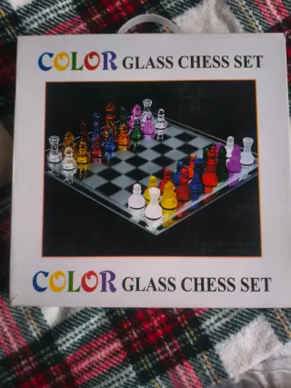 Ajedrez de cristal de colores