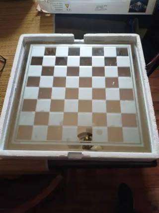 Ajedrez de cristal de colores