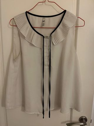 Blusa Zara Blanca con Volantes