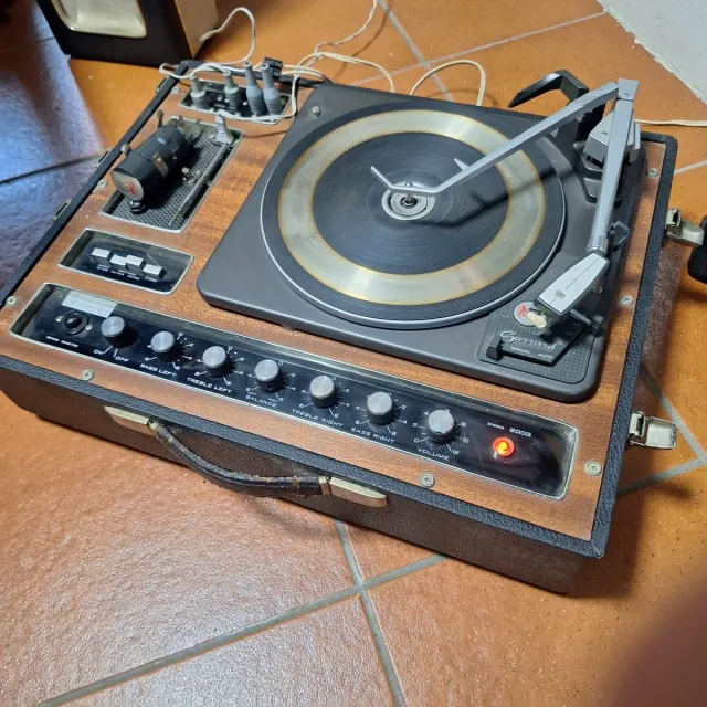 Tocadiscos Garrard Antiguo