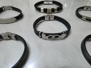 Vari Bracciali Acciaio e Gomma Uomo