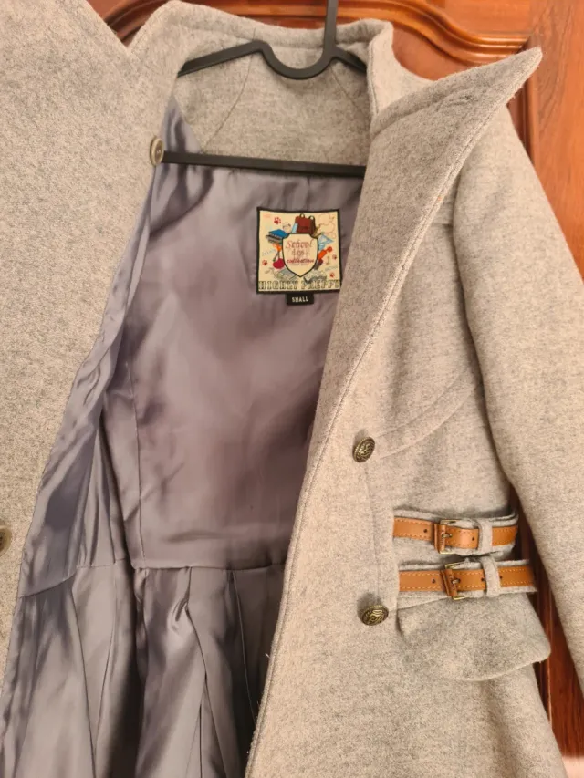 Abrigo Highly Preppy