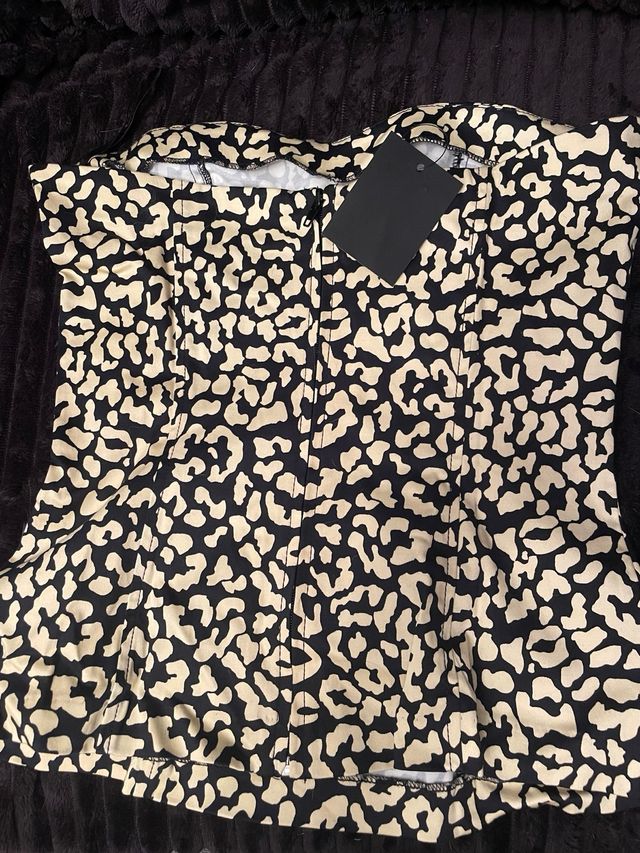 Top palabra de honor estampado animal print