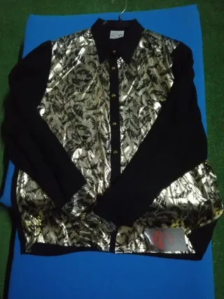 Camisa fiesta negra y dorada