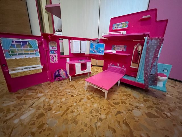 Camper Barbie
