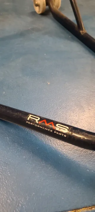 Caballete trasero para moto