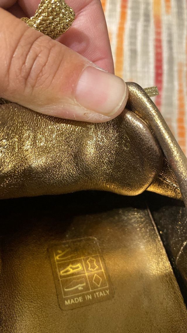 Zapatillas Gucci Beige y Doradas