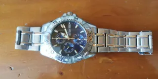 Reloj Festina Cronógrafo Acero Dorado y Plateado