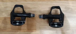 Pedales automáticos Wellgo + 2 x Portabidónes