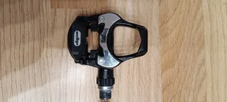 Pedales automáticos Wellgo + 2 x Portabidónes