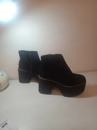 Botines negros plataforma
