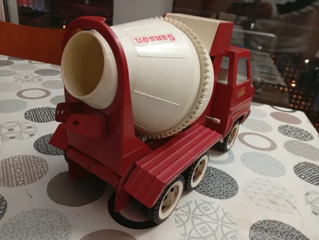 Caminhão Betoneira Sansón Aço