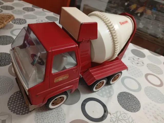 Caminhão Betoneira Sansón Aço