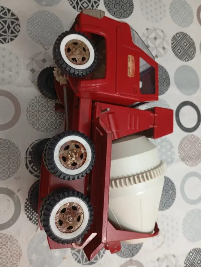 Caminhão Betoneira Sansón Aço