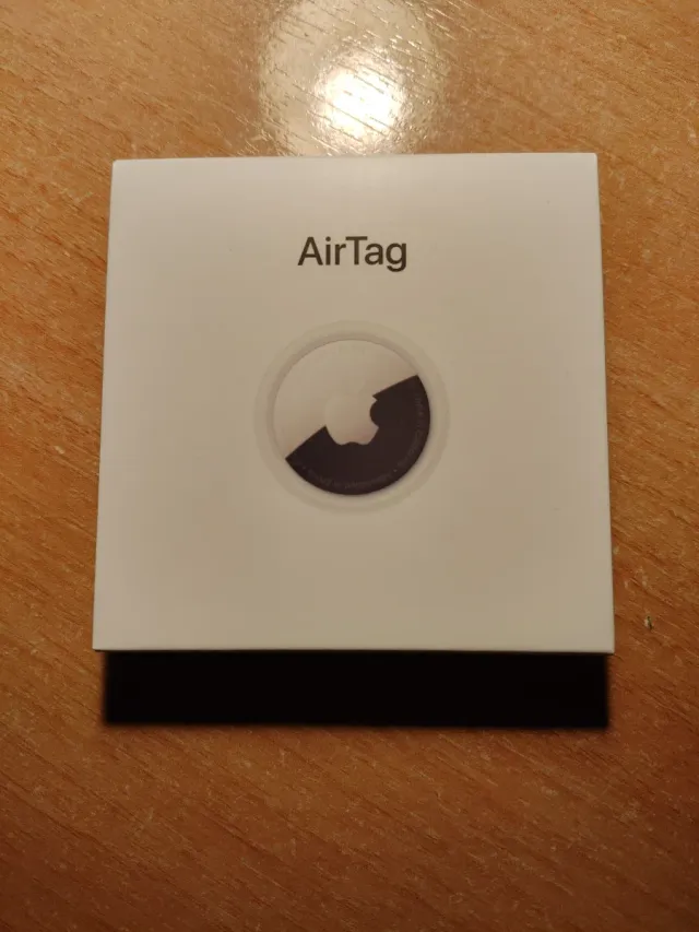 Apple AirTag precintado