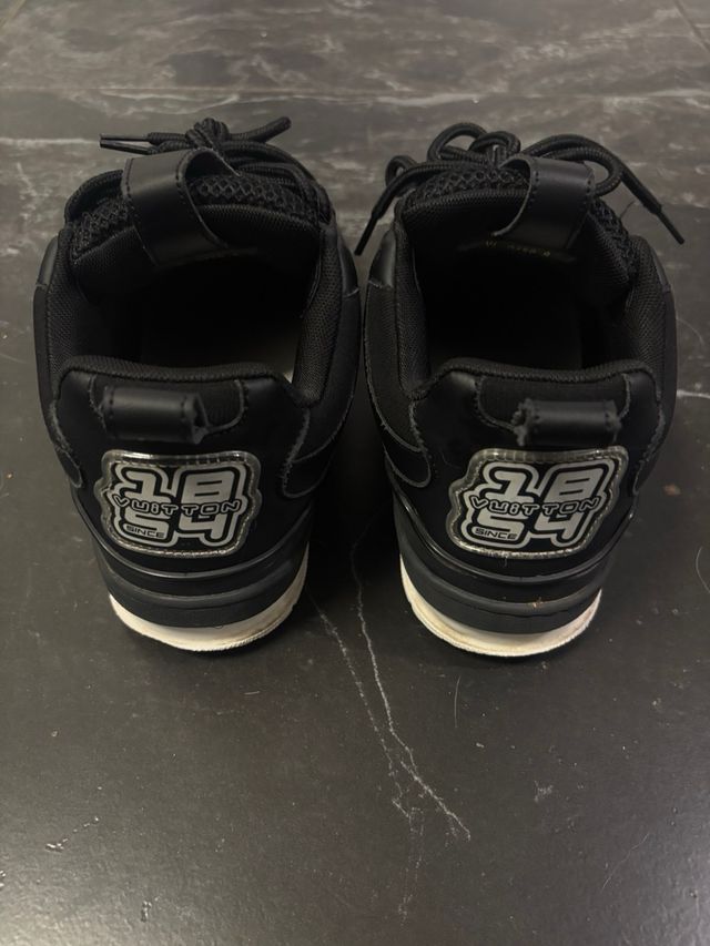 Louis Vuitton Skate Nere