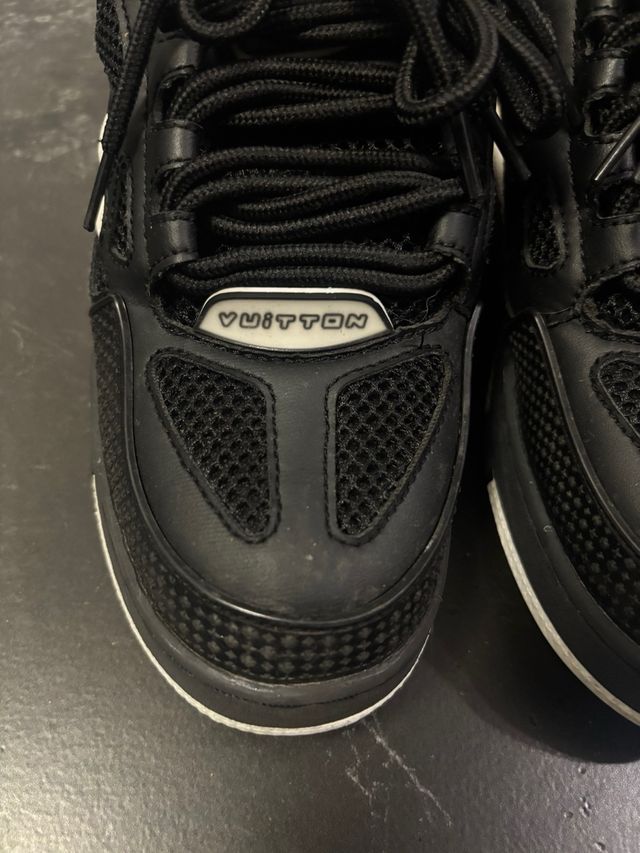 Louis Vuitton Skate Nere