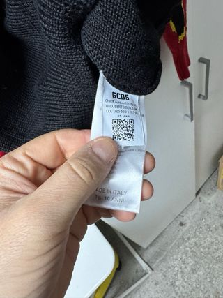 Maglione GCDS nero fiamme rosse 10 anni